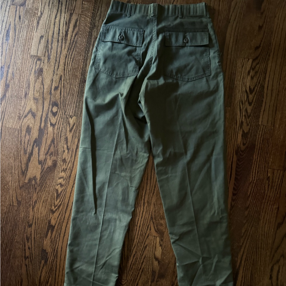 Size M Urban Renewal work pants